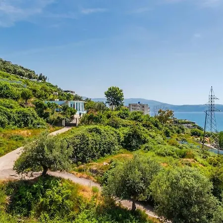 Exclusive Seafront 3 Apartment Vlore