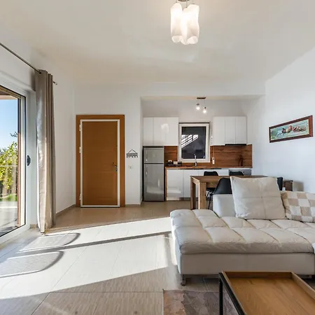 Exclusive Seafront 3 Vlore