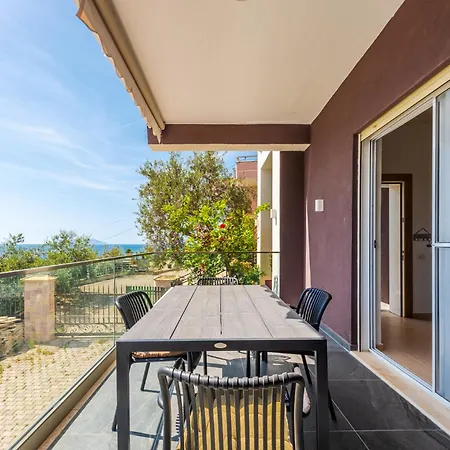 Exclusive Seafront 3 By Pikhost Apartmán