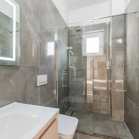 Exclusive Seafront 3 By Pikhost Vlore