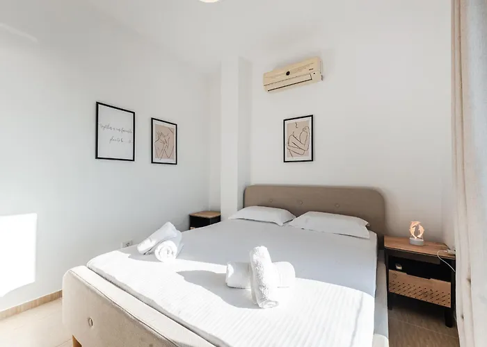 Exclusive Seafront 3 By Pikhost Apartment Vlore